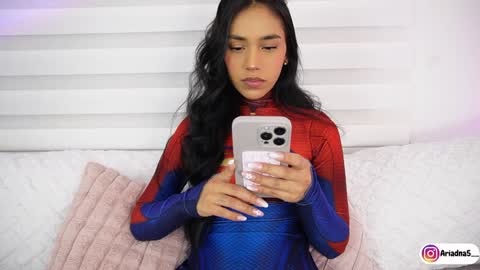 Snapshot of ariadna5 chatting on 09-26-25, 06:39 ARIADNA online show from 09-26-25, 06:39