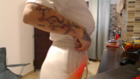 Adriana online show from 12-14-25, 12:21