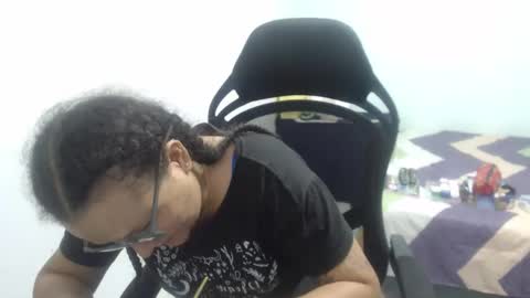 ...Ariana... online show from 03-20-26, 06:24