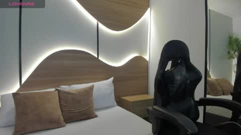 A R I A D N A online show from 03-31-26, 03:52