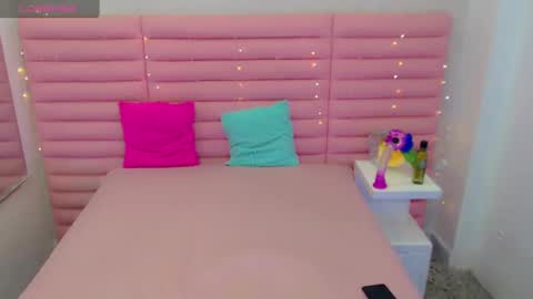 Snapshot of ariadna_princes chatting on 02-11-25, 03:29 ARIADNA online show from 02-11-25, 03:29