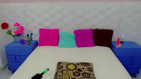 Snapshot of ariadna_princes chatting on 02-20-25, 05:01 ARIADNA online show from 02-20-25, 05:01