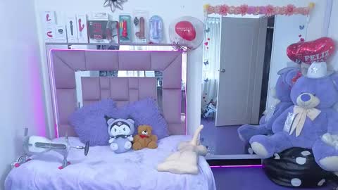 ariadnacappelletty online show from 10-28-25, 04:53