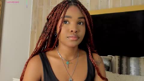 Aria Foster online show from 10-19-25, 11:38