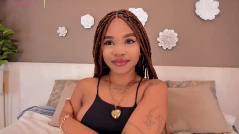 Aria Foster online show from 11-20-25, 04:12