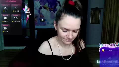 AriaGray online show from 02-03-26, 03:26