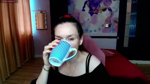 Snapshot of ariagrays chatting on 07-11-26, 12:30 AriaGray online show from 07-11-26, 12:30