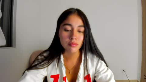 Snapshot of ariamontgomeryyy chatting on 06-01-26, 03:30 Aria Montgomery online show from 06-01-26, 03:30