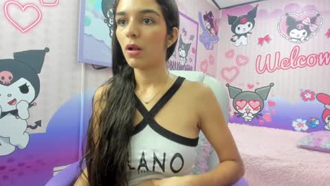 Snapshot of ariana__sweet_ chatting on 02-01-25, 11:58 Ariana online show from 02-01-25, 11:58