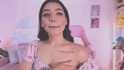 Snapshot of ariana_bae_ chatting on 09-16-25, 01:06 online show from 09-16-25, 01:06