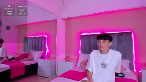 ariana_cri_x online show from 07-15-26, 01:05