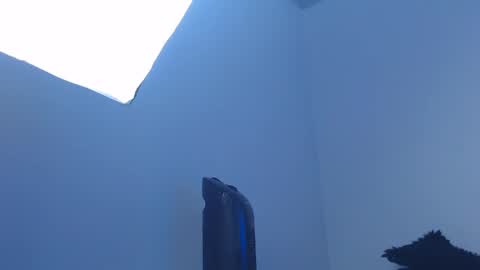 Ariana online show from 03-30-26, 01:01