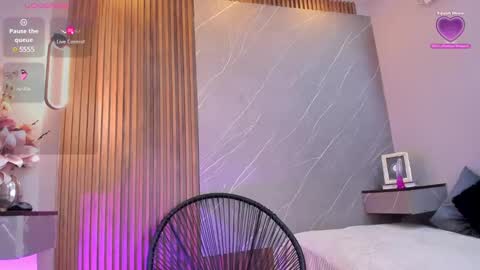 Ariana online show from 02-27-25, 03:59