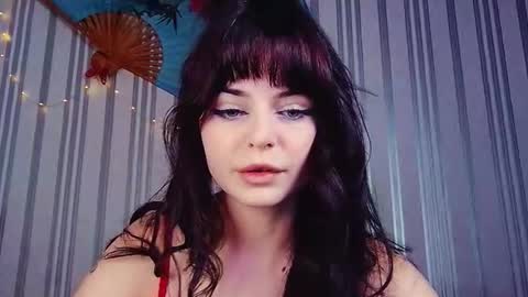 Snapshot of ariana_light chatting on 07-18-26, 05:17 Ariana online show from 07-18-26, 05:17