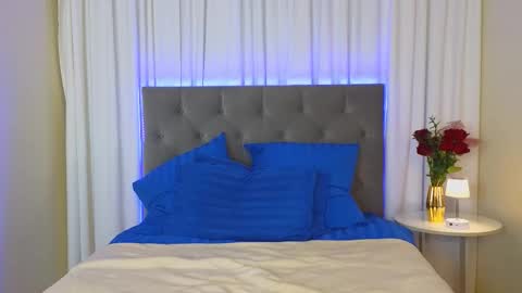 Snapshot of ariana_petite chatting on 01-19-26, 12:03 Ariana online show from 01-19-26, 12:03