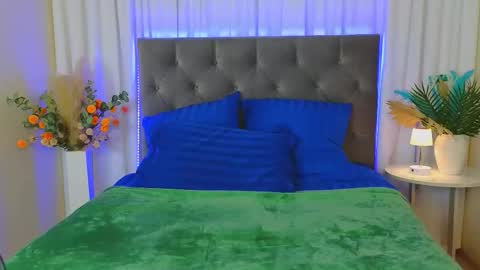 Snapshot of ariana_petite chatting on 02-02-26, 12:09 Ariana online show from 02-02-26, 12:09