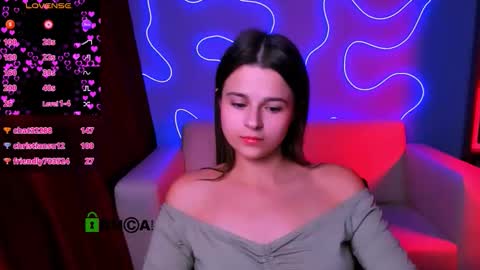 Snapshot of ariana_ross7 chatting on 09-20-25, 12:00 ariana_ross7 online show from 09-20-25, 12:00