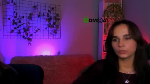 Snapshot of ariana_ross7 chatting on 09-25-25, 09:13 ariana_ross7 online show from 09-25-25, 09:13