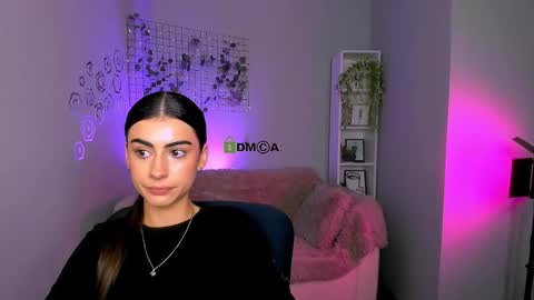 Snapshot of ariana_ross7 chatting on 09-29-25, 09:14 ariana_ross7 online show from 09-29-25, 09:14