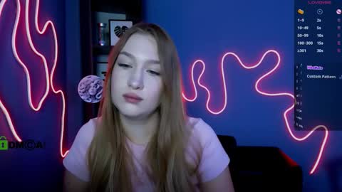 Snapshot of ariana_ross7 chatting on 09-30-25, 05:51 ariana_ross7 online show from 09-30-25, 05:51