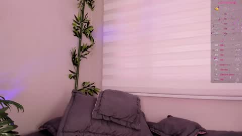 Ariana  online show from 02-28-25, 04:53