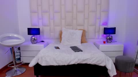 Snapshot of ariana_rouse_ chatting on 02-04-25, 08:49 ariana online show from 02-04-25, 08:49