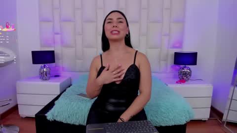 Snapshot of ariana_rouse_ chatting on 03-06-25, 08:05 ariana online show from 03-06-25, 08:05