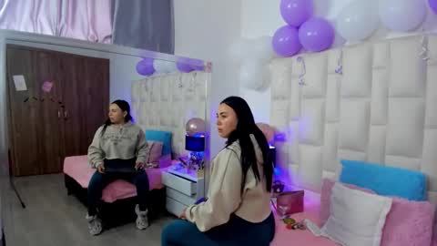 Snapshot of ariana_rouse_ chatting on 11-07-25, 03:56 ariana online show from 11-07-25, 03:56