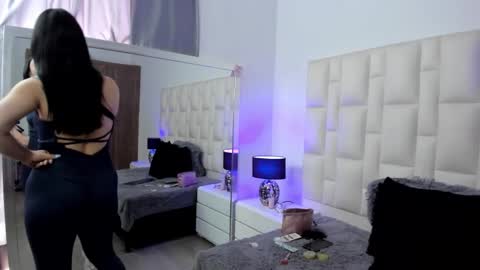  ariana  online show from 02-17-26, 04:57