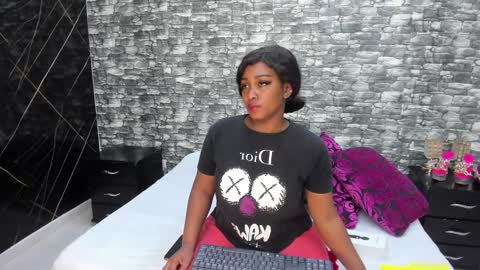 Snapshot of arianaablack chatting on 02-02-25, 12:13 Ariana online show from 02-02-25, 12:13