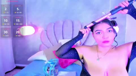 Snapshot of arianarougee chatting on 07-19-26, 10:30 ArianaRougee online show from 07-19-26, 10:30