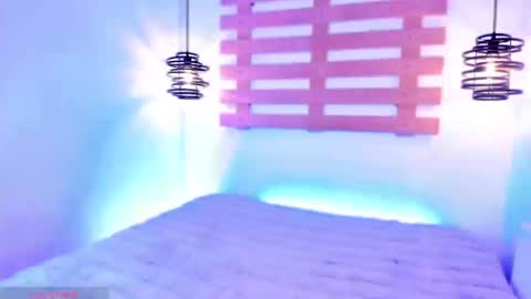 Snapshot of arianasantana chatting on 09-11-25, 12:49 Ari online show from 09-11-25, 12:49