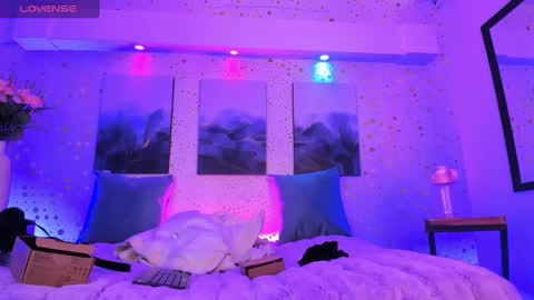 Snapshot of arianasantana chatting on 09-17-25, 12:51 Ari online show from 09-17-25, 12:51