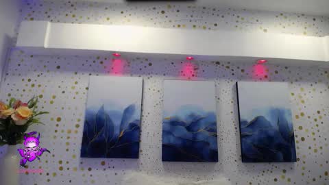 Snapshot of arianasantana chatting on 11-08-25, 12:27 Ari online show from 11-08-25, 12:27