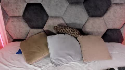    online show from 01-13-26, 11:48