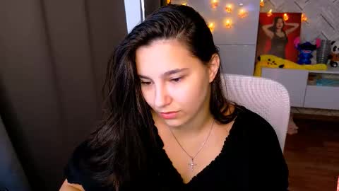 Snapshot of arianna_grend chatting on 09-10-25, 12:38 Arianna online show from 09-10-25, 12:38