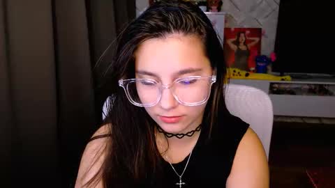 Snapshot of arianna_grend chatting on 10-30-25, 11:33 Arianna online show from 10-30-25, 11:33