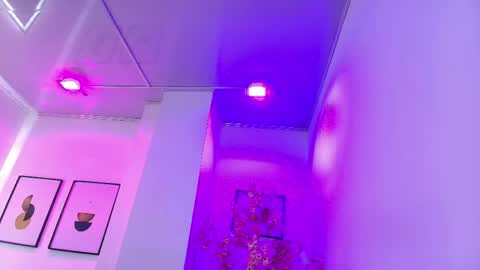 Snapshot of arianna_sweeet chatting on 05-10-26, 03:55 arianna_sweeet online show from 05-10-26, 03:55