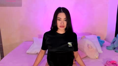 ariannacolins online show from 11-02-25, 09:06