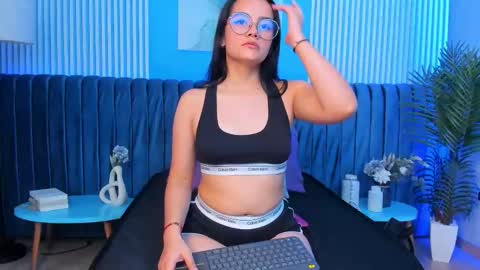 Arianna online show from 12-19-25, 05:53