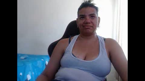 ariannaloovel online show from 01-06-26, 04:21