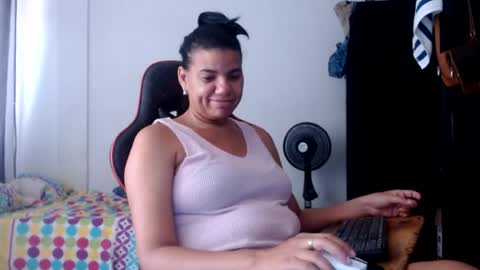 Snapshot of ariannaloovel chatting on 07-14-26, 05:40 ariannaloovel online show from 07-14-26, 05:40