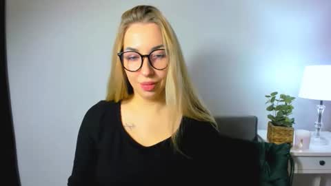 Aria online show from 12-04-25, 07:50