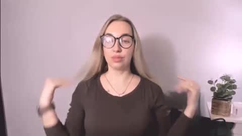 Aria online show from 02-26-26, 07:51