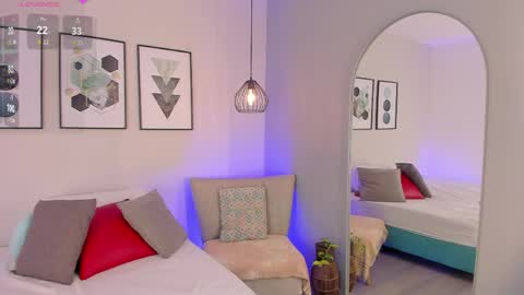 Aria online show from 04-13-26, 11:05