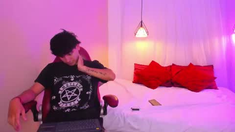 Snapshot of ariblake chatting on 06-14-26, 12:07 Ari and Aiden online show from 06-14-26, 12:07