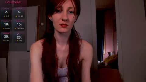 Snapshot of aribluush chatting on 04-25-26, 11:13 aribluush online show from 04-25-26, 11:13