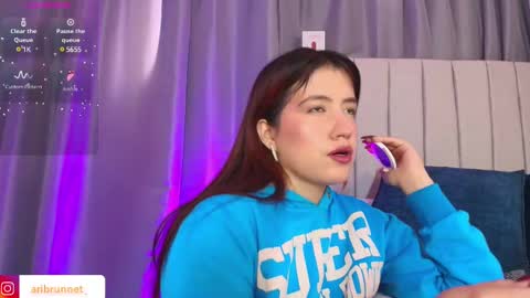 Snapshot of aribrunnet_ chatting on 03-10-25, 01:21 Ari Just Ari online show from 03-10-25, 01:21