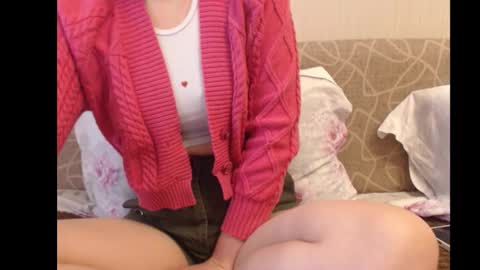 Snapshot of ariel_la chatting on 11-05-25, 10:37 Ariella online show from 11-05-25, 10:37