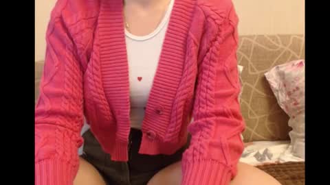 Snapshot of ariel_la chatting on 11-17-25, 08:53 Ariella online show from 11-17-25, 08:53